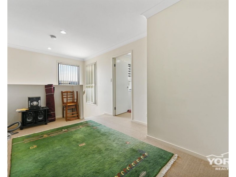 Kearneys Spring QLD 4350