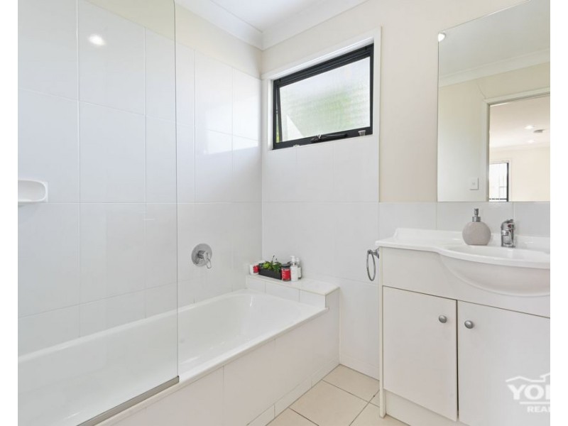 Kearneys Spring QLD 4350