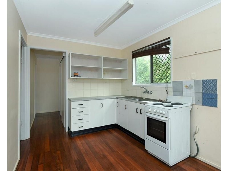 273 James Street, Newtown QLD 4350