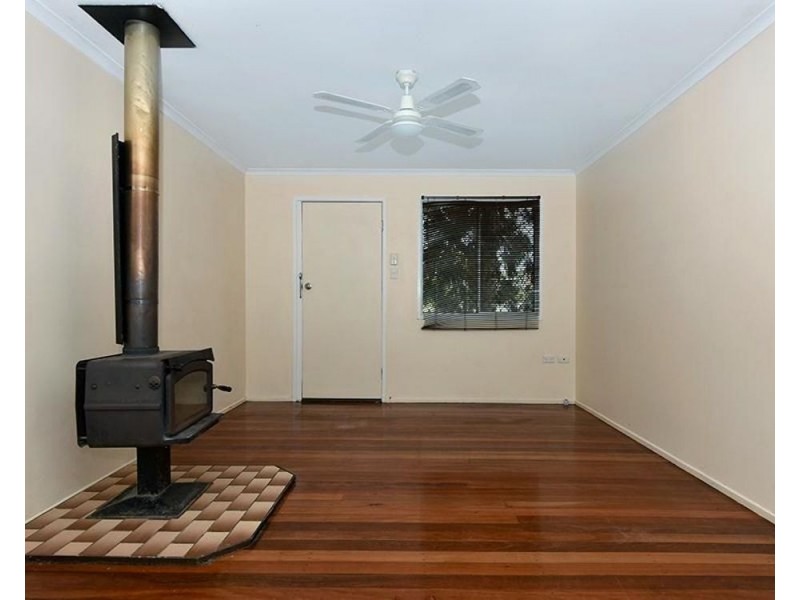 273 James Street, Newtown QLD 4350