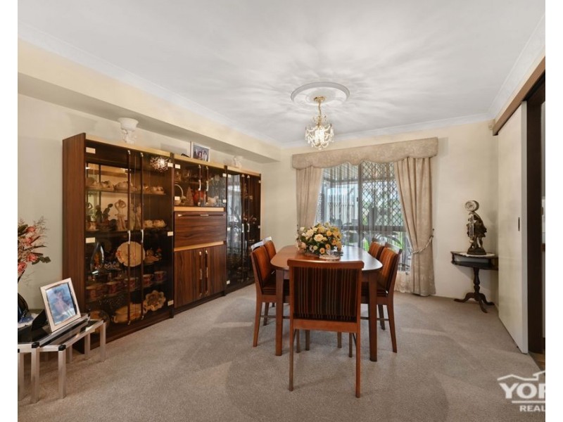 12 Prosser Street, Rockville QLD 4350