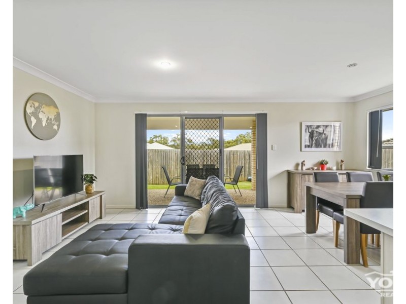 6 Cooranga Street, Glenvale QLD 4350