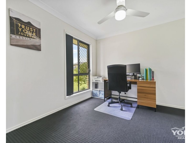 6 Cooranga Street, Glenvale QLD 4350