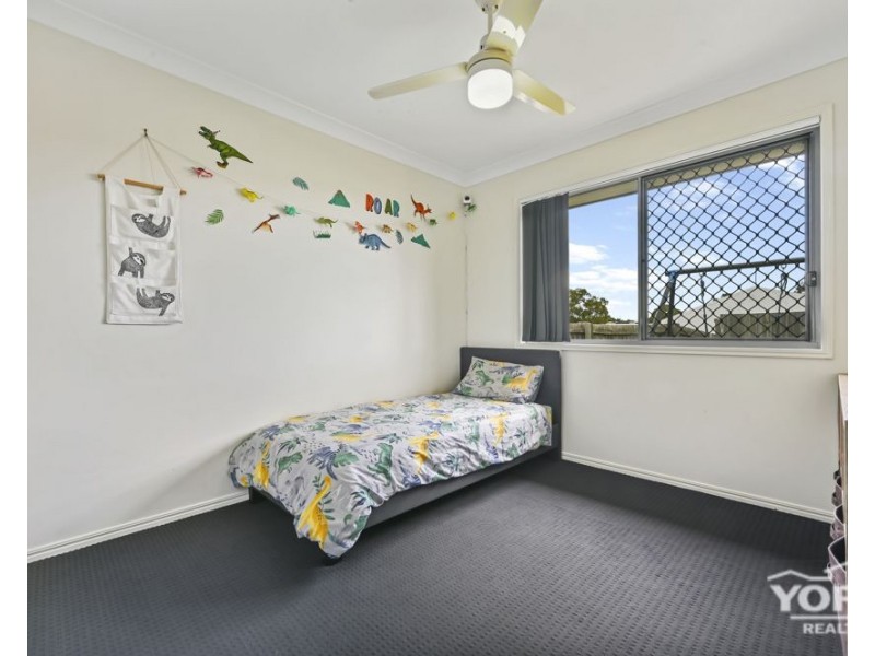 6 Cooranga Street, Glenvale QLD 4350