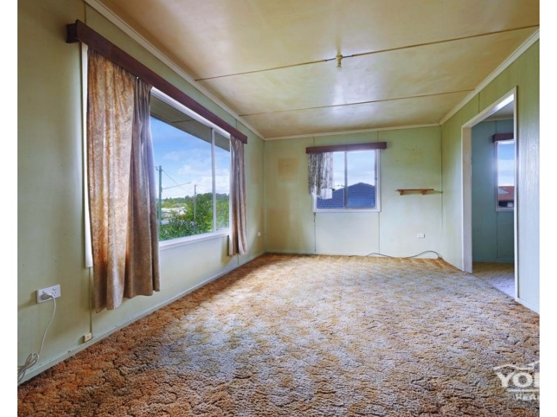 Centenary Heights QLD 4350