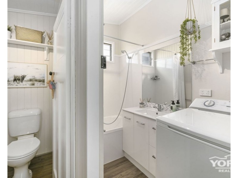 181 Russell Street, Newtown QLD 4350