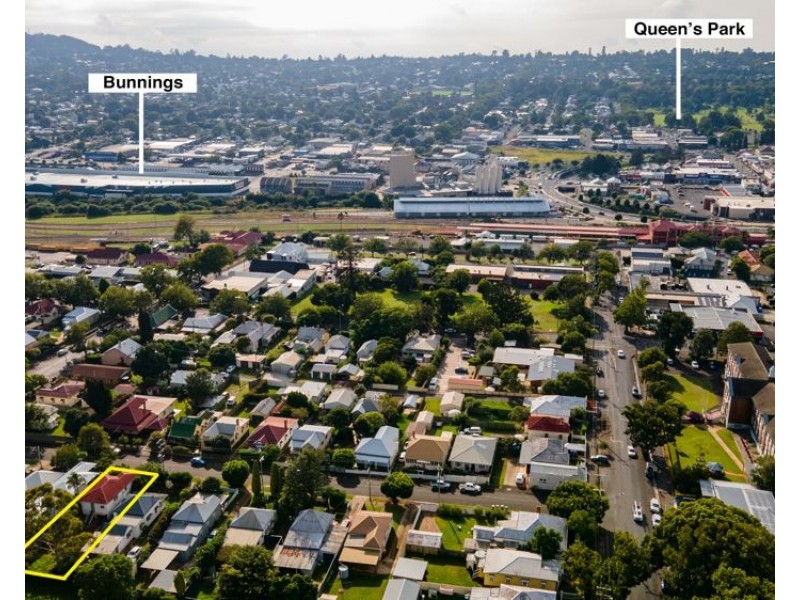 27a Gowrie Street, Toowoomba City QLD 4350