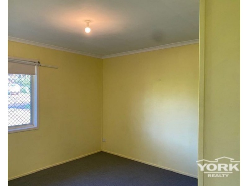 10 Featherstone Court, Rockville QLD 4350