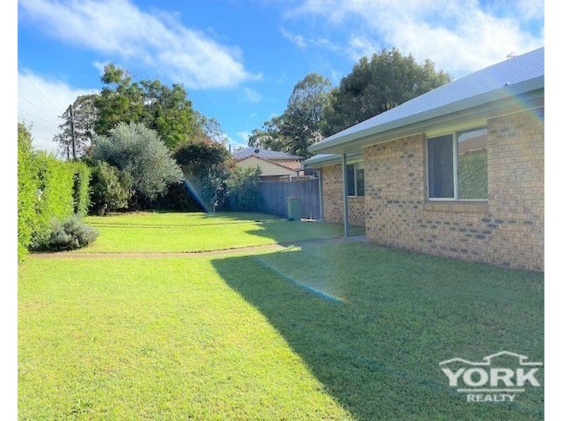 10 Featherstone Court, Rockville QLD 4350