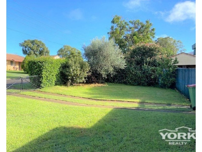 10 Featherstone Court, Rockville QLD 4350