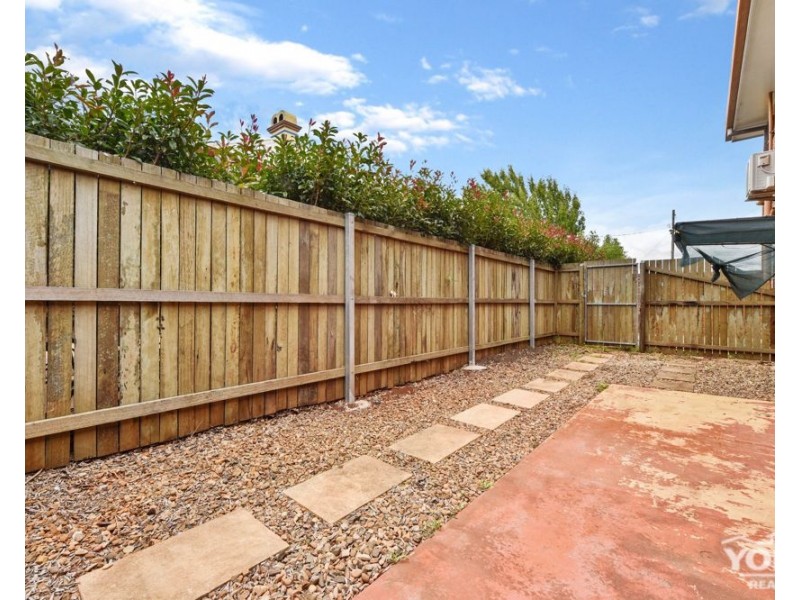 1/22 Wallace Street, Newtown QLD 4350