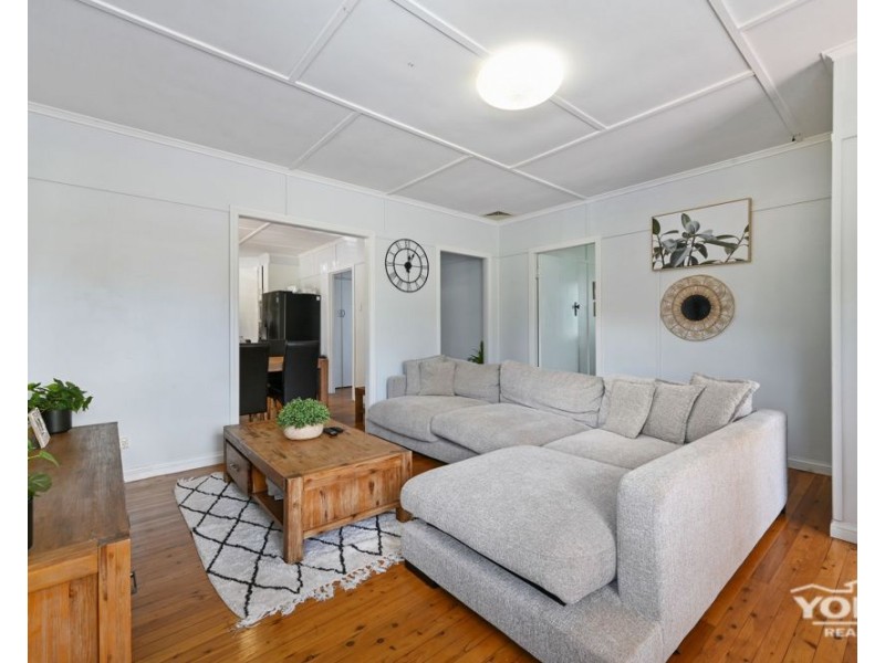 2 Mooney Street, Harlaxton QLD 4350