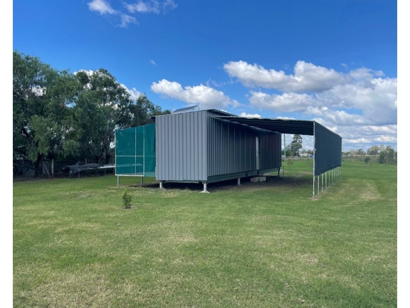 21 Tooth Street, Jondaryan QLD 4403