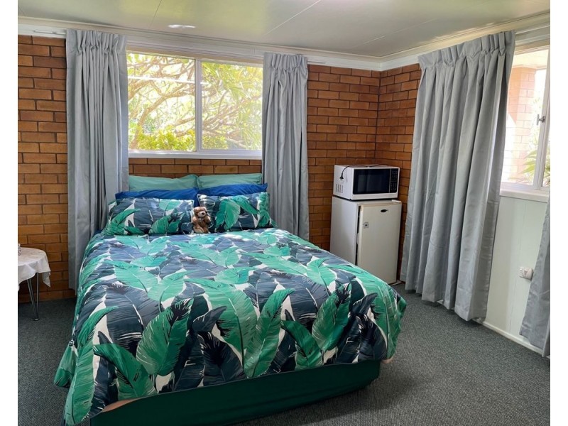 20 Railway Terrace, Crows Nest QLD 4355