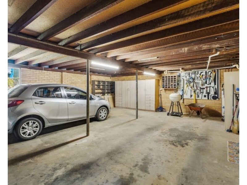 20 Railway Terrace, Crows Nest QLD 4355