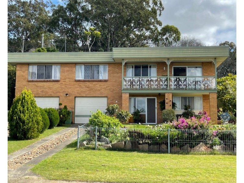 20 Railway Terrace, Crows Nest QLD 4355
