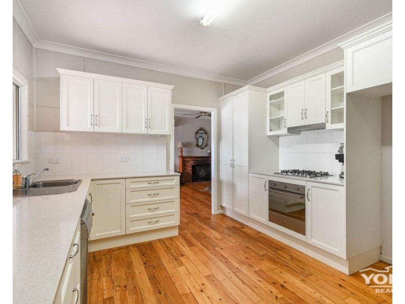 138 Tourist Road, Rangeville QLD 4350