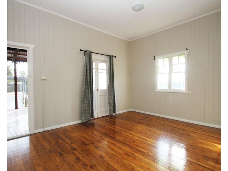Newtown QLD 4350