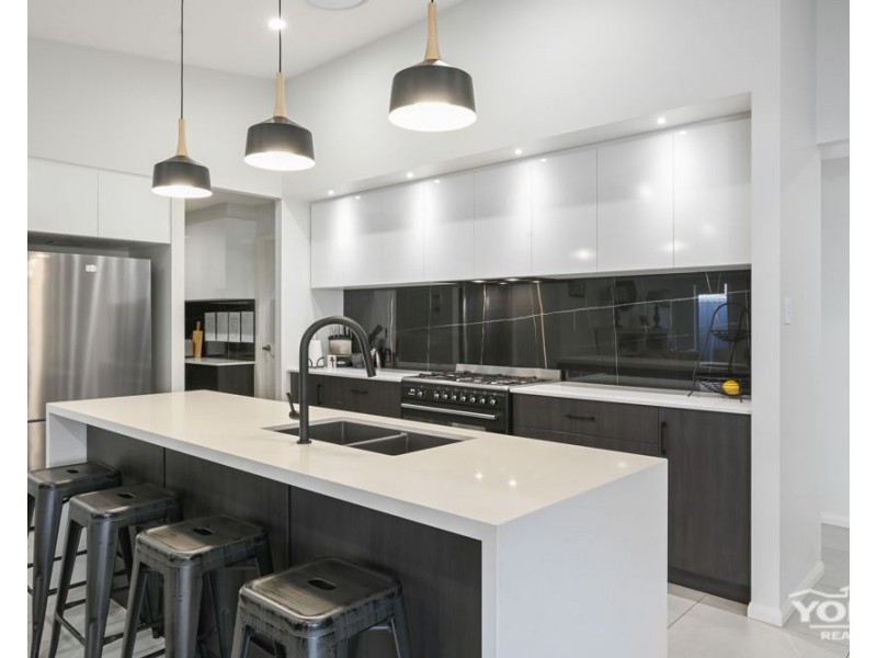 Middle Ridge QLD 4350