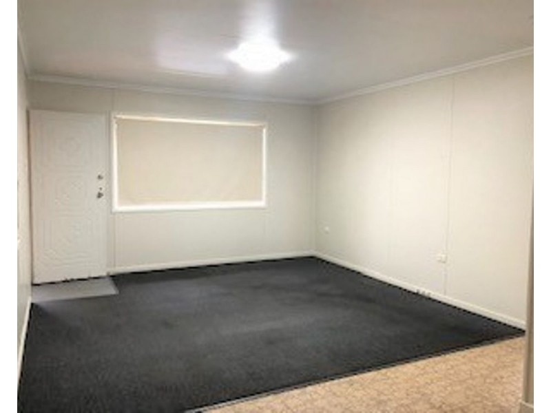 406 Tor Street, Newtown QLD 4350