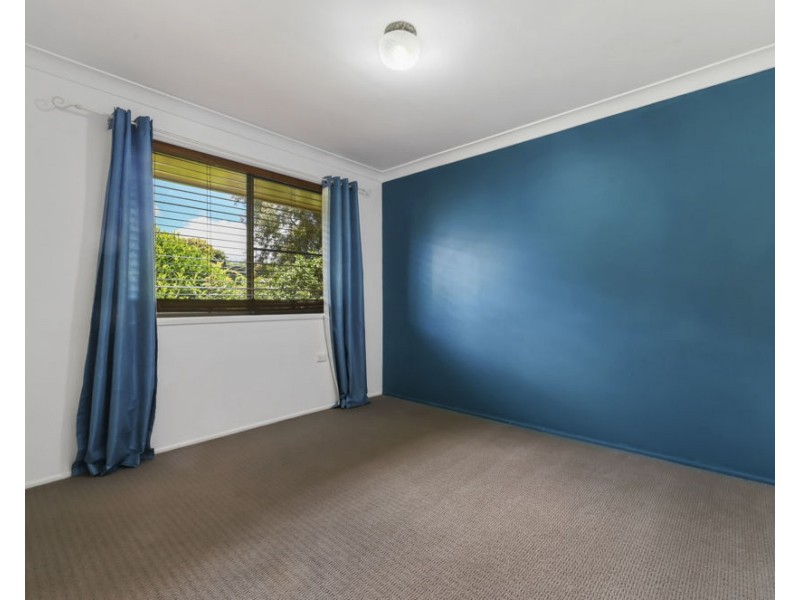 12 Lotus Crescent, Centenary Heights QLD 4350