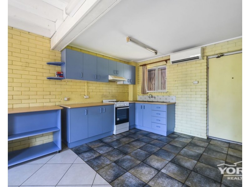 1/177a West Street, Newtown QLD 4350