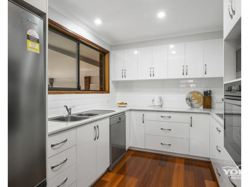 21 Aster Street, Centenary Heights QLD 4350