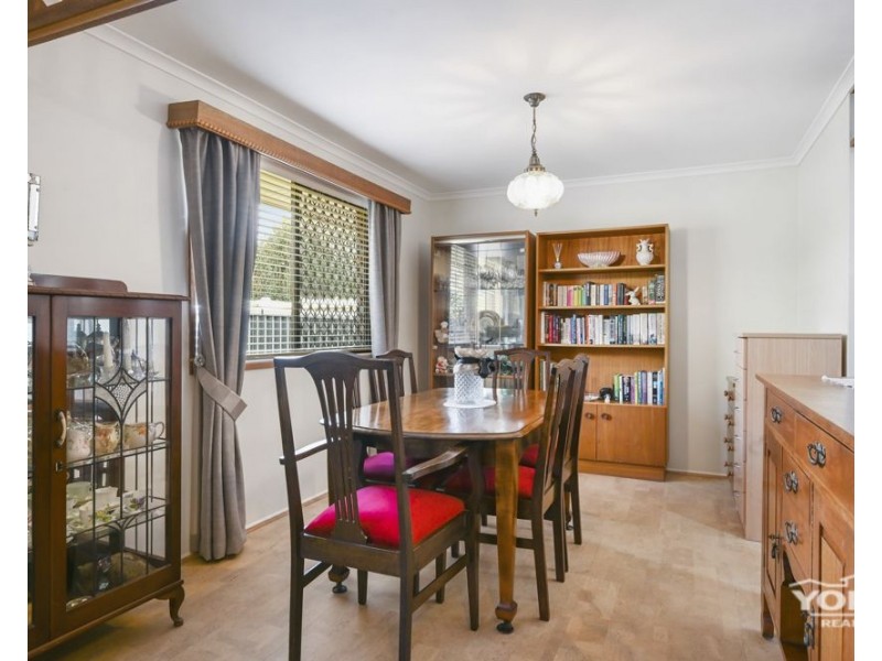 21 Aster Street, Centenary Heights QLD 4350