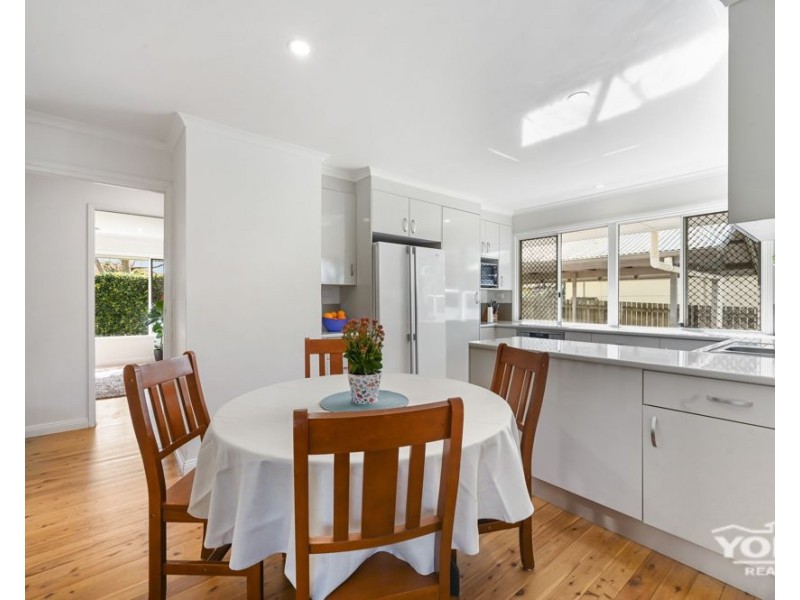 28 Hampton Street, Newtown QLD 4350