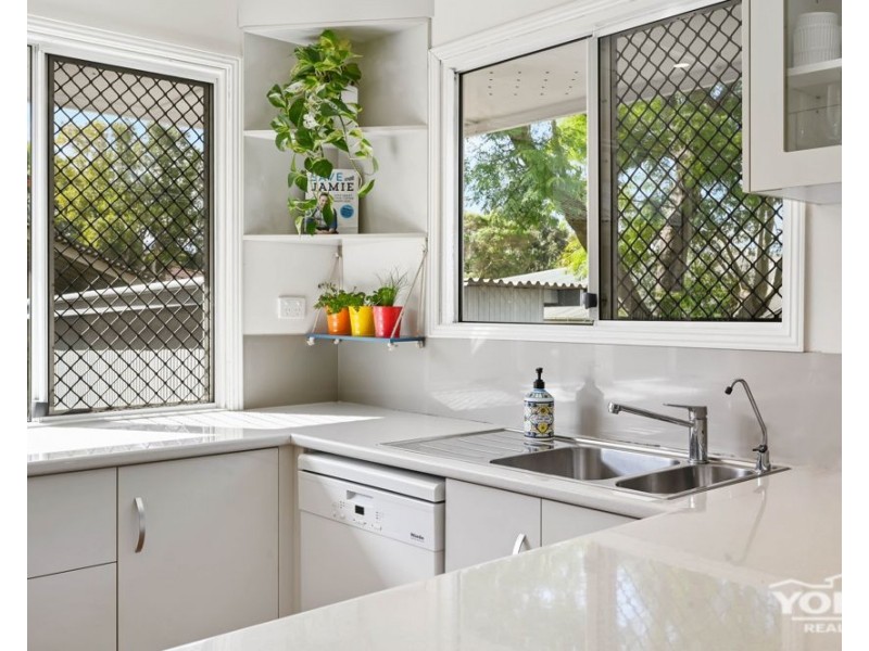 28 Hampton Street, Newtown QLD 4350