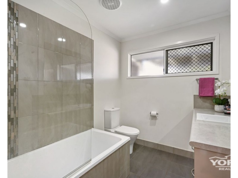 28 Hampton Street, Newtown QLD 4350