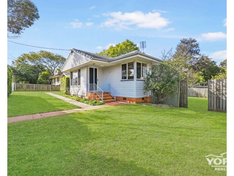 28 Hampton Street, Newtown QLD 4350