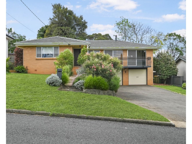 7 Barrymount Crescent, Mount Lofty QLD 4350
