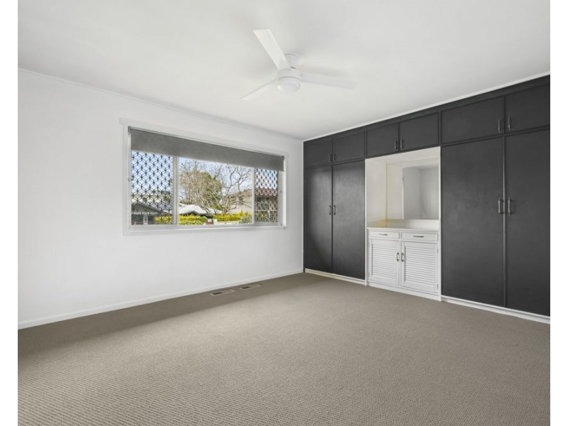 7 Barrymount Crescent, Mount Lofty QLD 4350