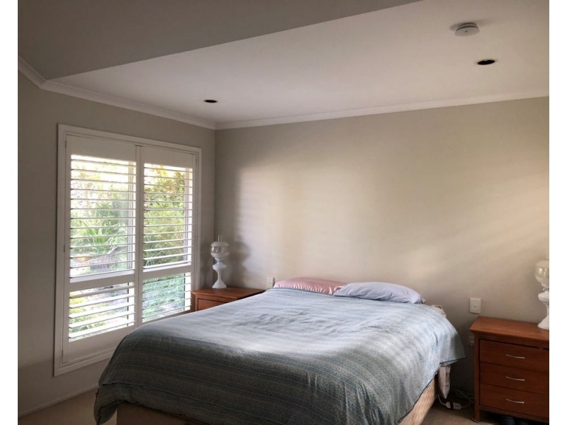 17 Harvey Street, Mount Lofty QLD 4350