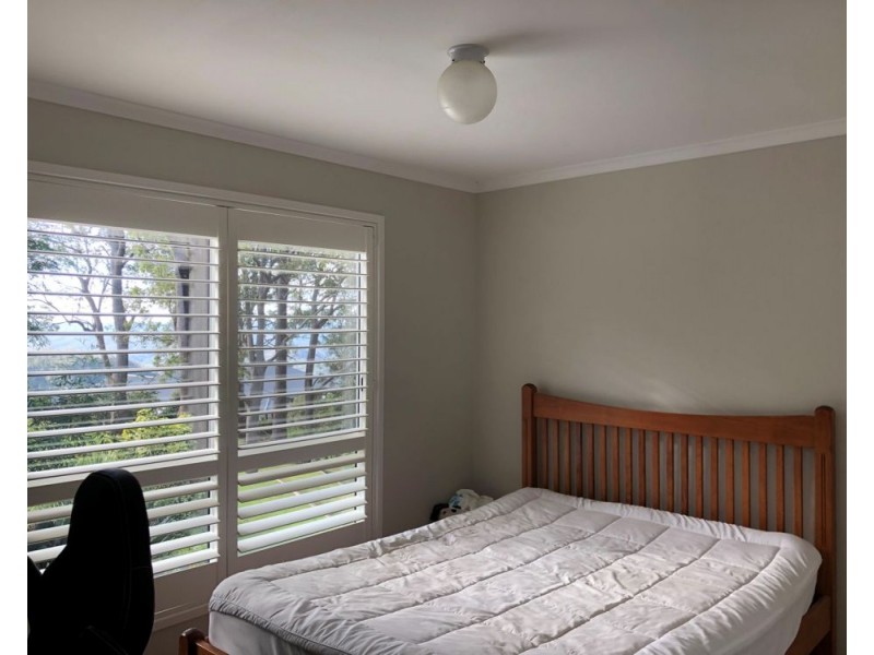 17 Harvey Street, Mount Lofty QLD 4350