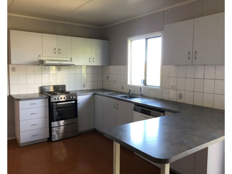 84 Vanity Street, Rockville QLD 4350