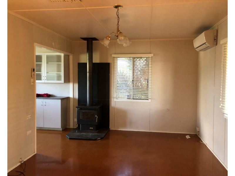 84 Vanity Street, Rockville QLD 4350