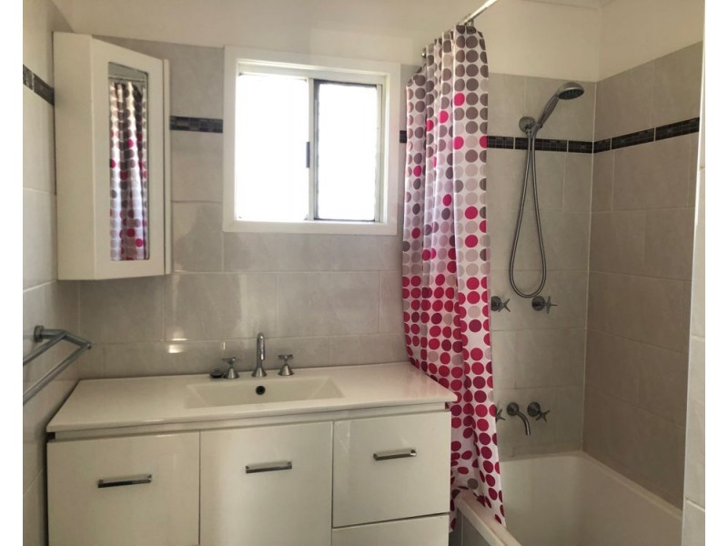 84 Vanity Street, Rockville QLD 4350