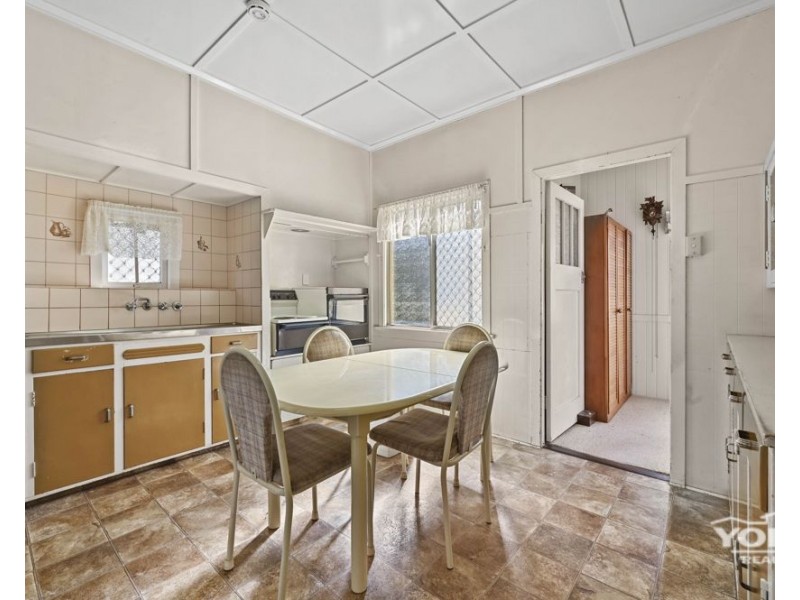 7 Northland Street, Newtown QLD 4350
