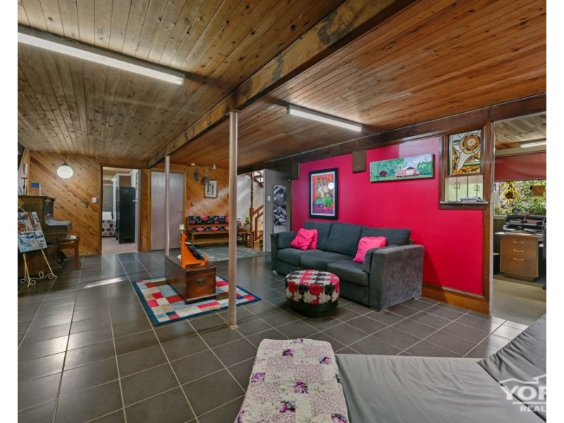 Mount Lofty QLD 4350