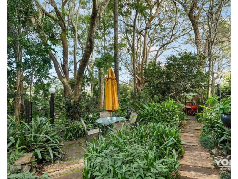 Mount Lofty QLD 4350