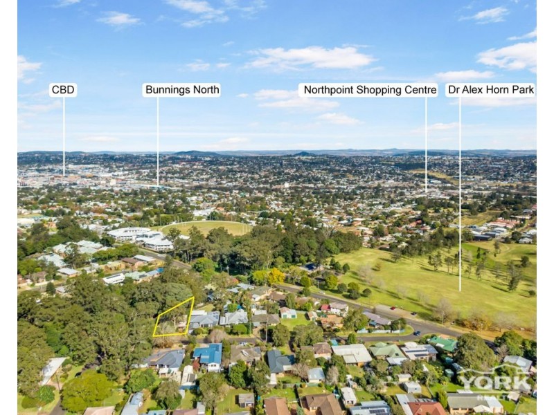 Mount Lofty QLD 4350