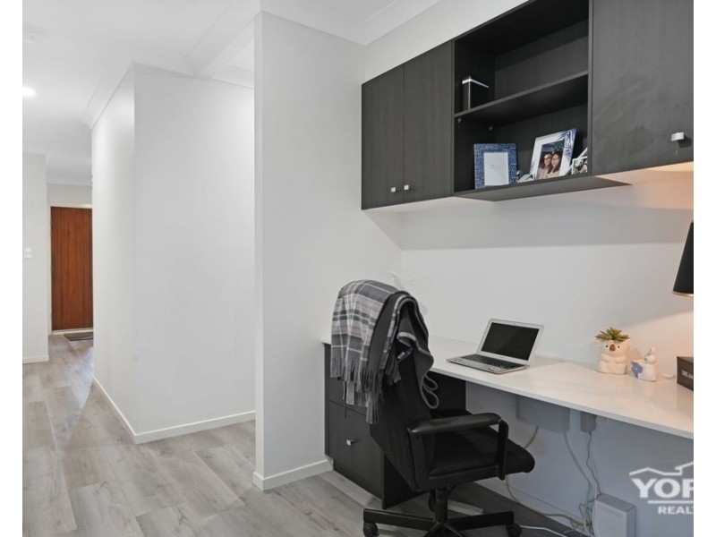 7 Miriam Lane, Middle Ridge QLD 4350