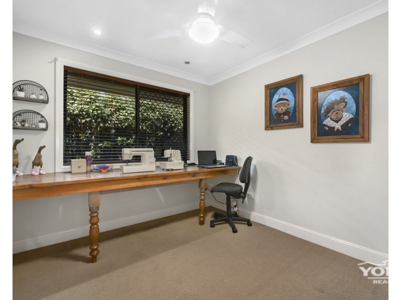 62 Phipps Drive, Meringandan West QLD 4352