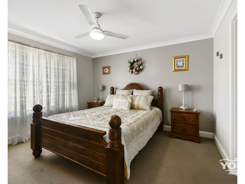 62 Phipps Drive, Meringandan West QLD 4352