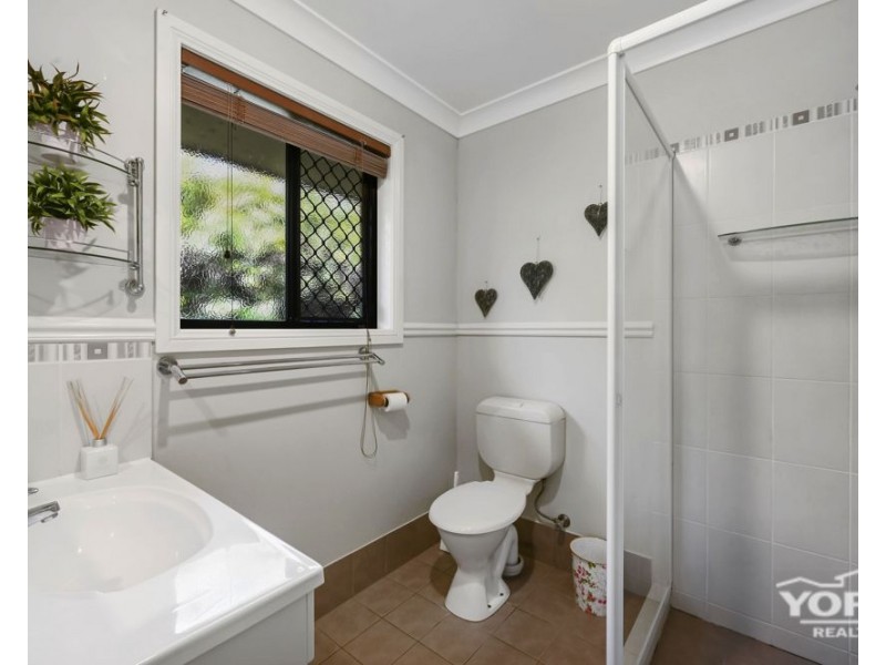 62 Phipps Drive, Meringandan West QLD 4352