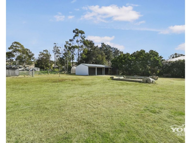 62 Phipps Drive, Meringandan West QLD 4352