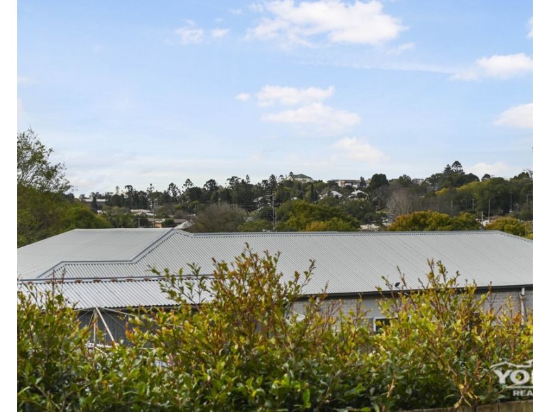 26 Ramsay Street, South Toowoomba QLD 4350