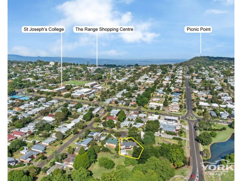 5 Bauhinia Court, Rangeville QLD 4350